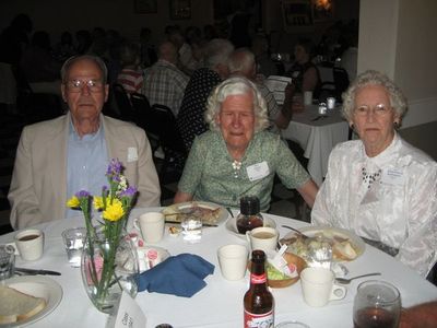 2010 Banquet Class of 1941
Louis Dale; Mary Higgins; Norma Howard Burmhingham
