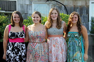 2012 Banquet Class of 2012 Scholarship Recipients
L to R: Erin Yager, Payton Hannon, Kristen Souva and Kianne Hinkle.
Not shown: Courtney Foster and Anna Vera.
